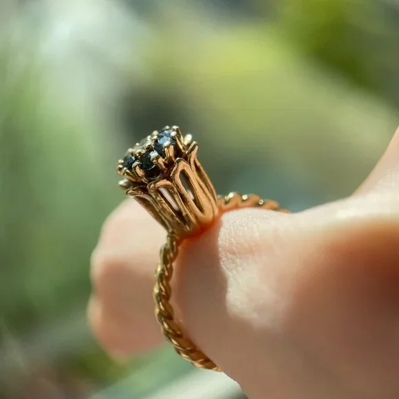 14k gold natural diamond tulip ring with twisted rope band size 5-6, 1970s 1980s - Picture 4 of 11